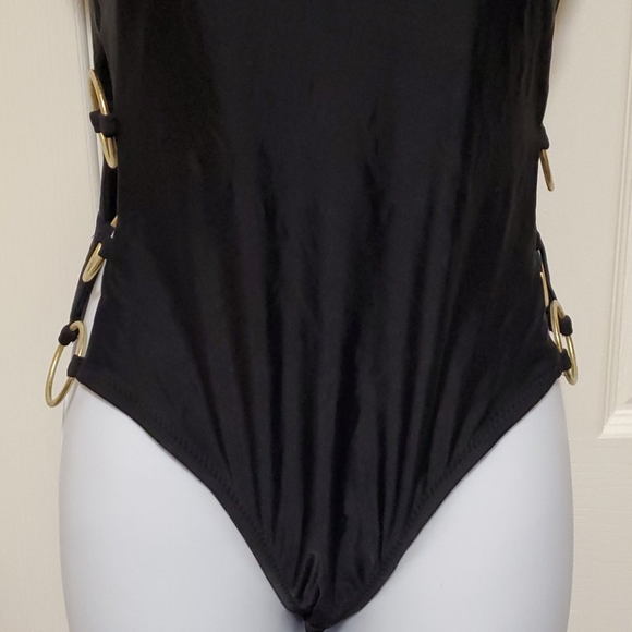 Mossimo swimsuit size small - Picture 3 of 8